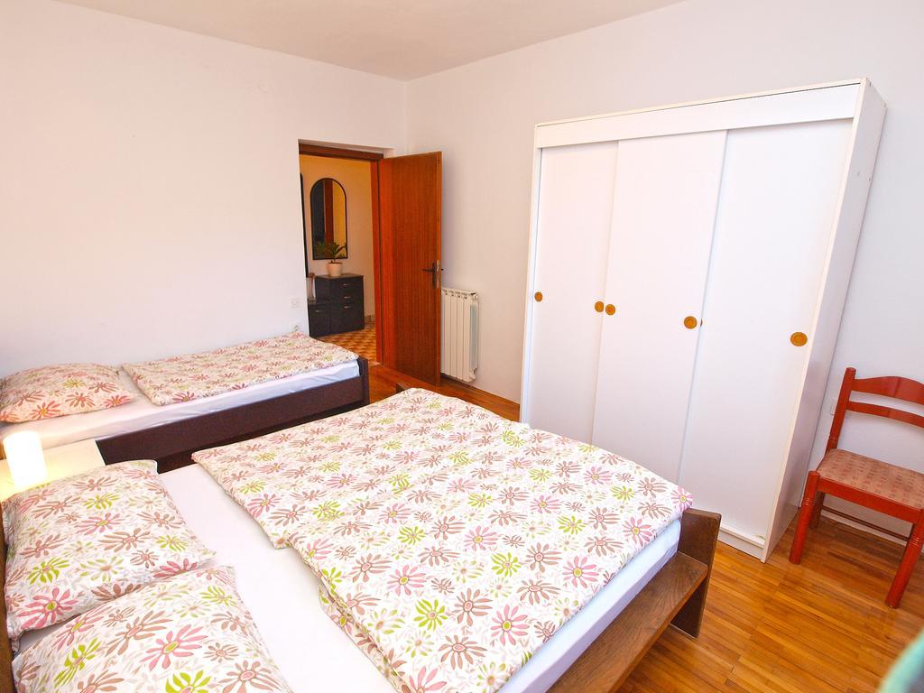 Apartments Dragica 929 Fazana Exterior photo