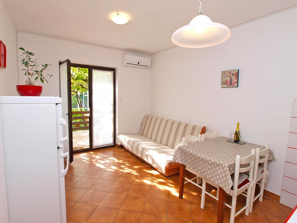Apartments Dragica 929 Fazana Exterior photo