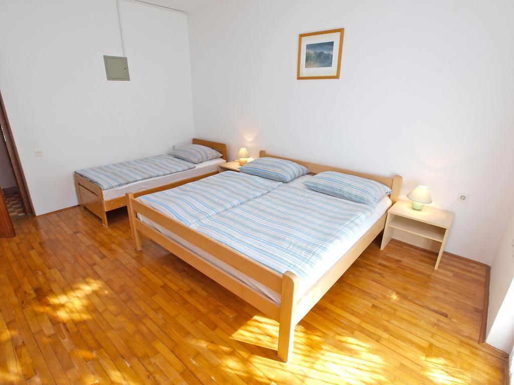 Apartments Dragica 929 Fazana Exterior photo