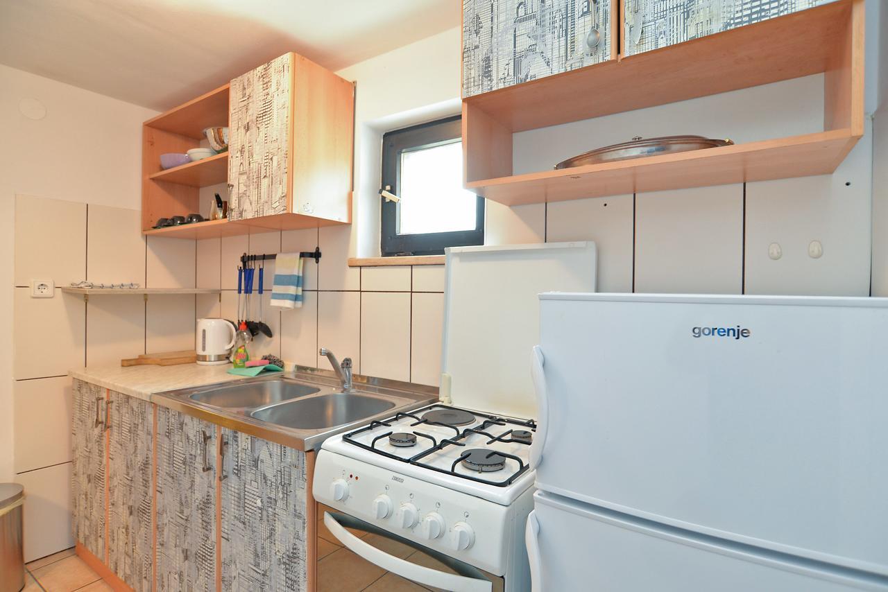 Apartments Dragica 929 Fazana Exterior photo